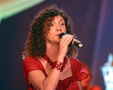 נורית בפסטיבל פנים