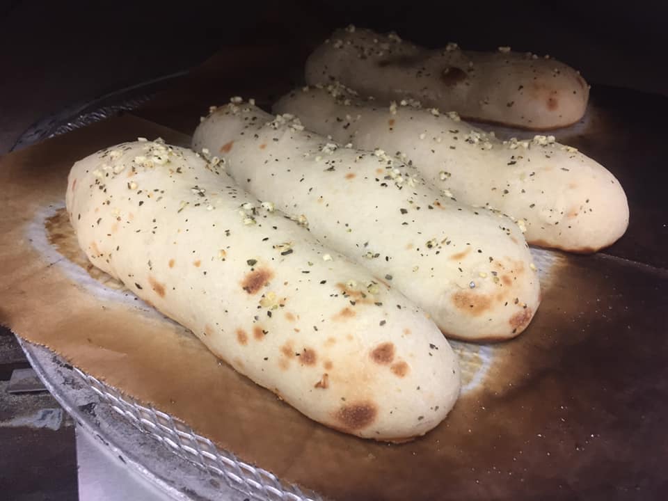 פיצה רומי מעלה אדומים