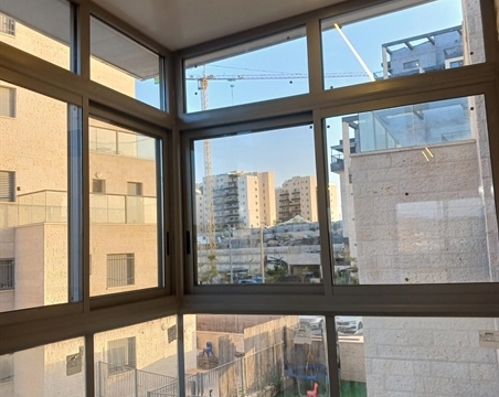 פרגולות במעלה אדומים